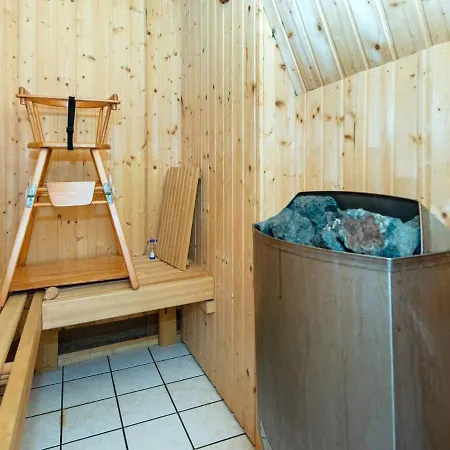 8 Person In Alling Bro Vakantiehuis *